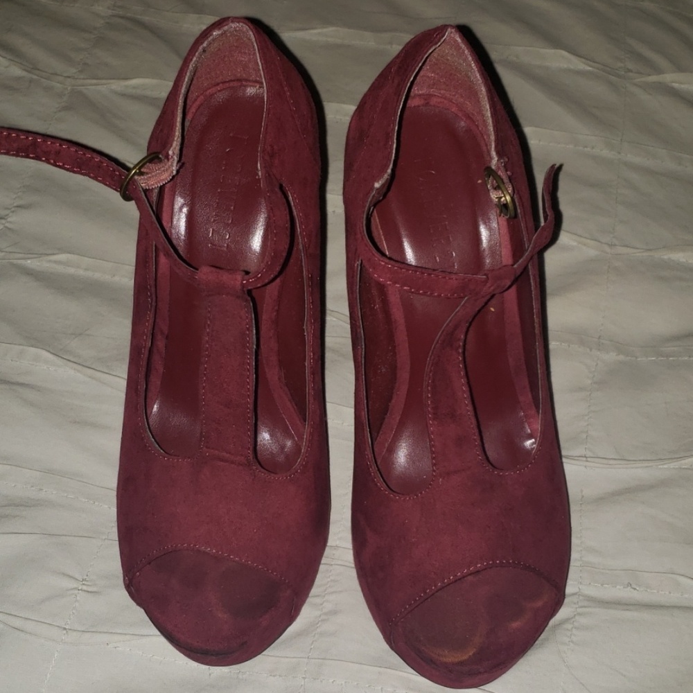 Wine platforms - Picture 2 of 3